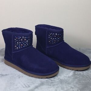 Classic Mini Stud II